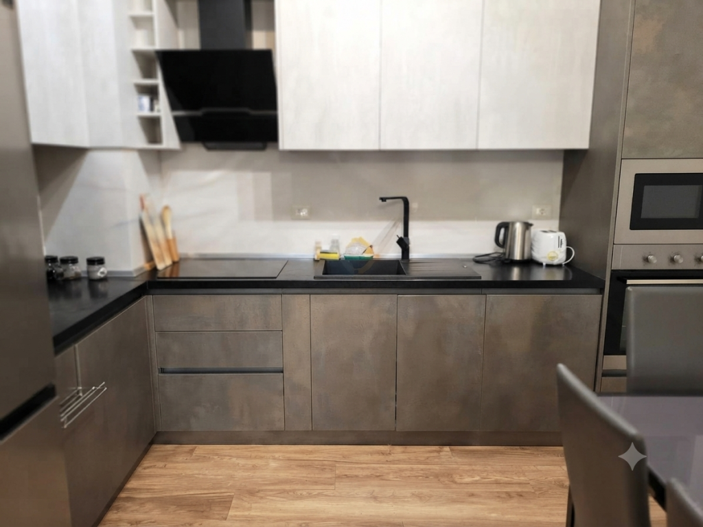 Affitto, Appartamento 2+1+2, Via Qemal Stafa, Tirana.