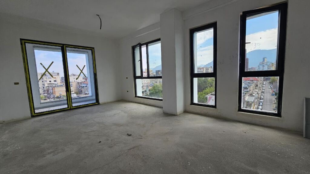Apartament 2+1 në shitje te Square 21 nga Arlis Ndërtim 📍Rruga e Kavajës