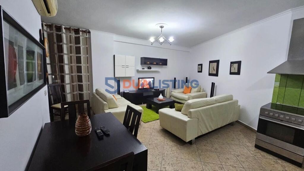 Affitto | Appartamento 2+1 📍 Via Barrikadave, Tirana