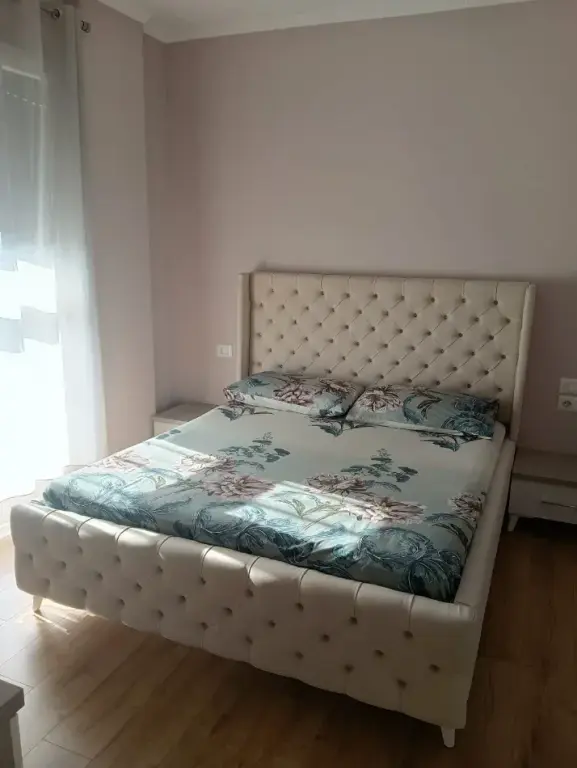JEPET ME QIRA 1+1 DON BOSKO TE TRIO TOWER 500 EURO