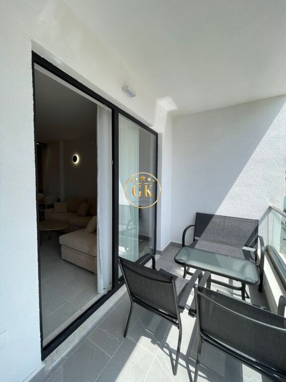 🏡 APPARTAMENTO IN AFFITTO 1+1 + Balcone | Golem