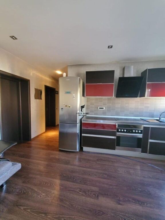 APARTAMENT ME QERA 2+1 PAZARI I RI 60.000 LEKE FH-84421