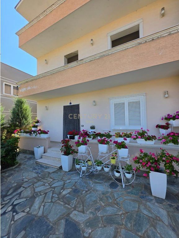 Villa For Sale in Rrashbull, Durrës !