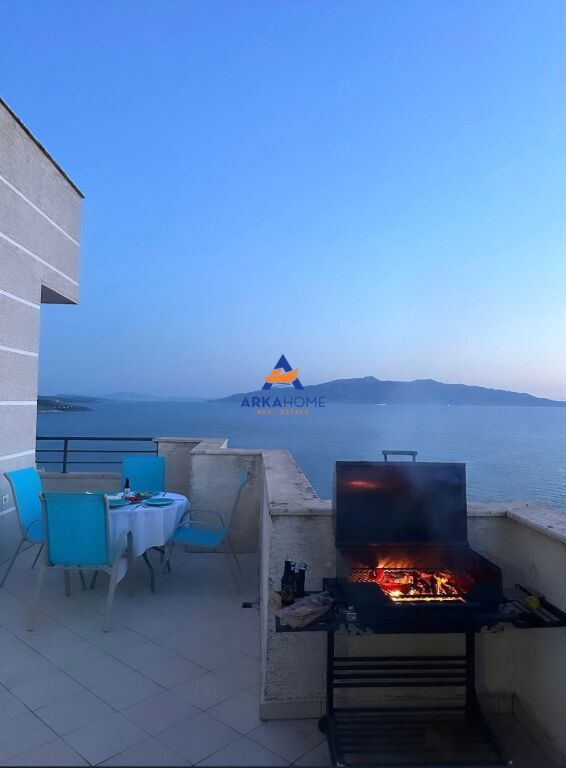 FOR SALE APARTMENT 2+1+2+VERANDA "IN SARANDA" 260,000 EURO