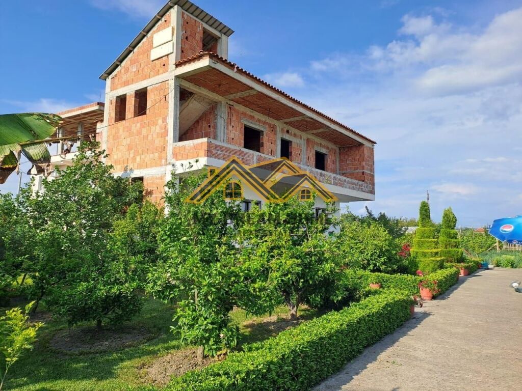 Private House 2 floors + 2200 m Land !!!