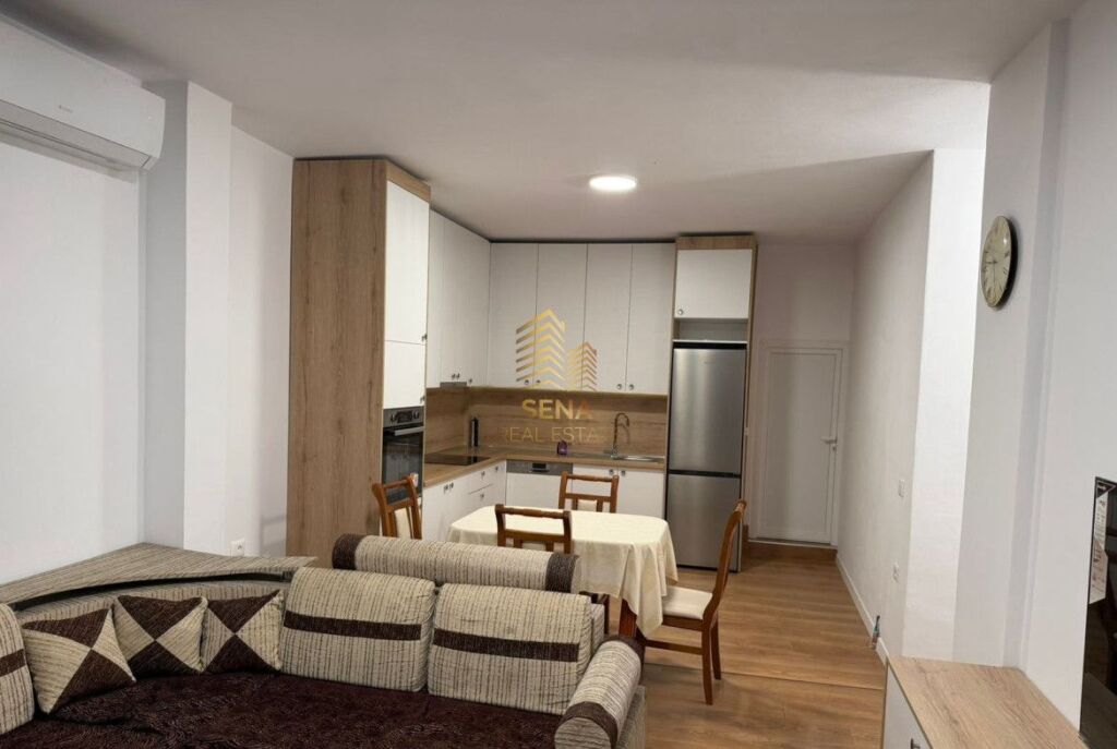 Affitto, Ingresso Privato 2+1+Posto Auto, Shkoze, 40.000 Leke/mese