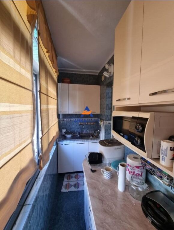 JEPET ME QIRA APARTAMENT 2+1+ BALLKON "MYSLYM SHYRI" 70.000 LEKE
