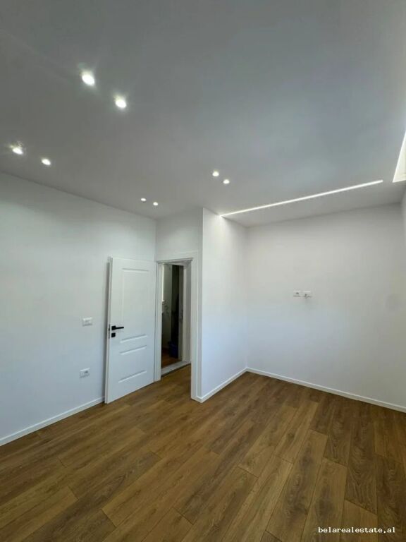 Appartamento in Vendita 2+1 Vicino alla Scuola Kuqe (ID B121218) Tirana