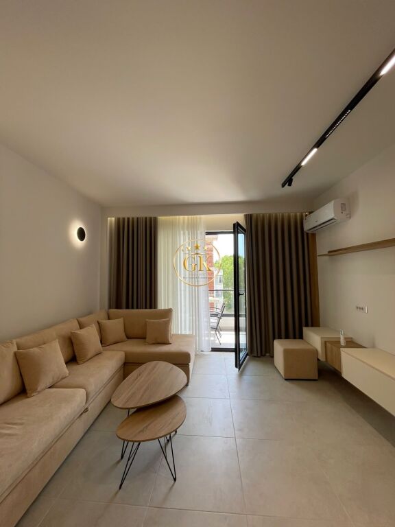 🏡 APPARTAMENTO IN AFFITTO 1+1 + Balcone | Golem