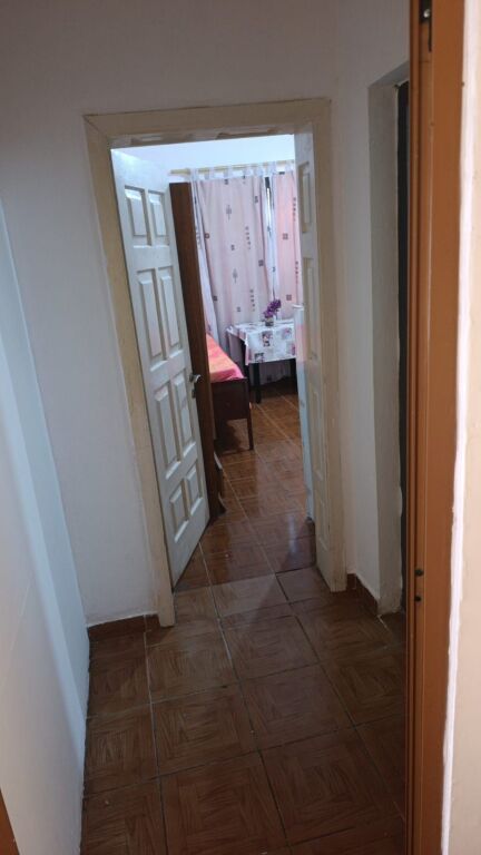GARSIONERE 23000 LEKE.PALLATI I SPORTIT