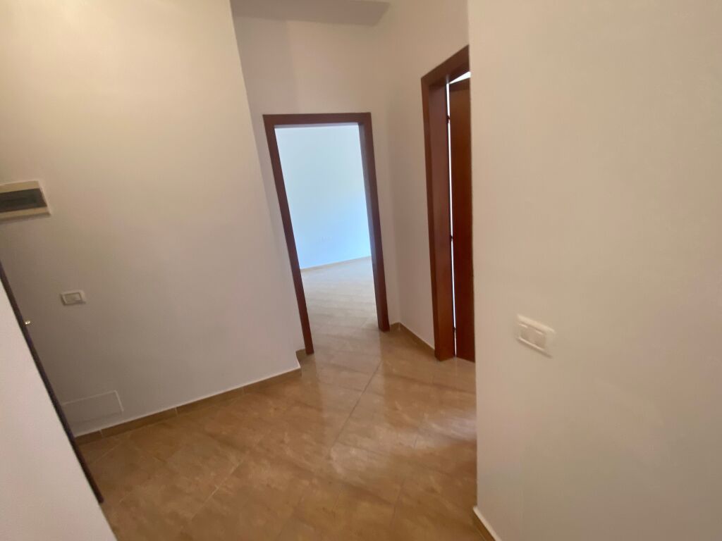 Apartament 2+1+2 Bosh Ne Astir !