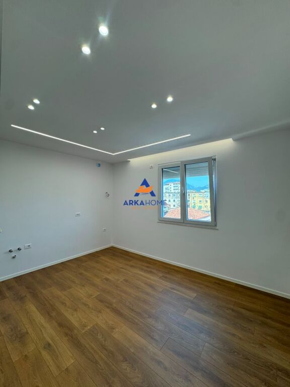 SHITET APARTAMENT 2+1 "RRUGA SUL BEGA" 168.000 EURO