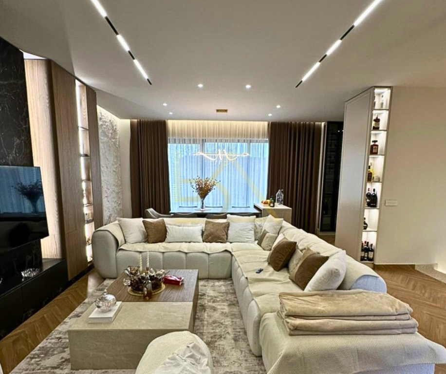 Villa Residenziale in Affitto – Vile Roses, Farkë, Tirana
