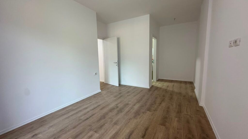 ✨ Apartament 2+1 për shitje | Rruga e Elbasanit – Kompleksi Xheluks ✨