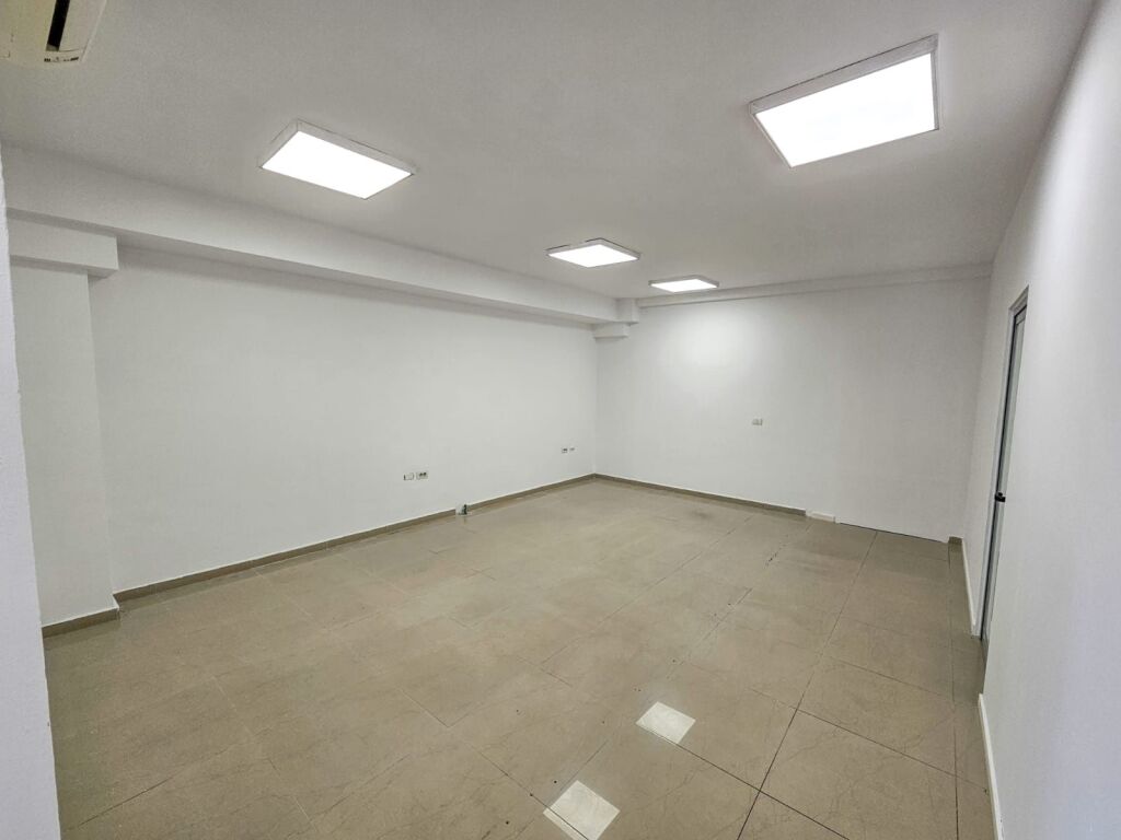 Office For Rent at Selvia (ID BZ2898) Tirana