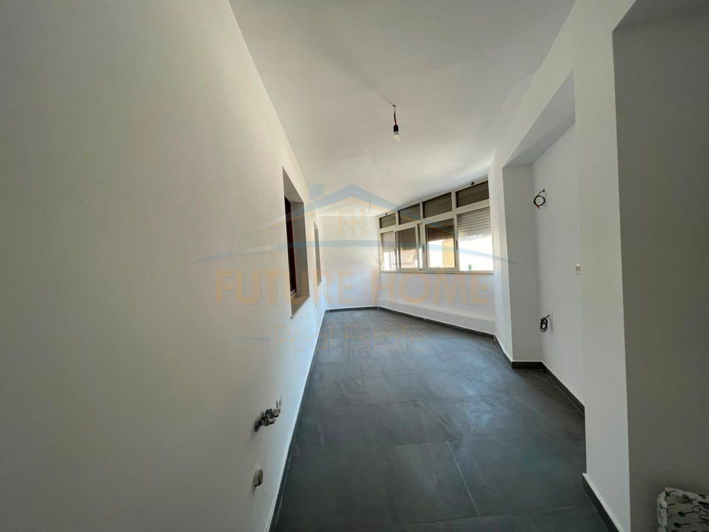 For sale, Apartment 2+1, Pazari i Ri. OPP71949