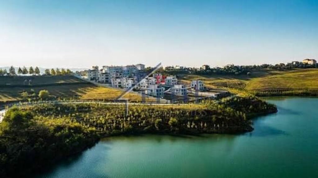 Land for sale in Farke