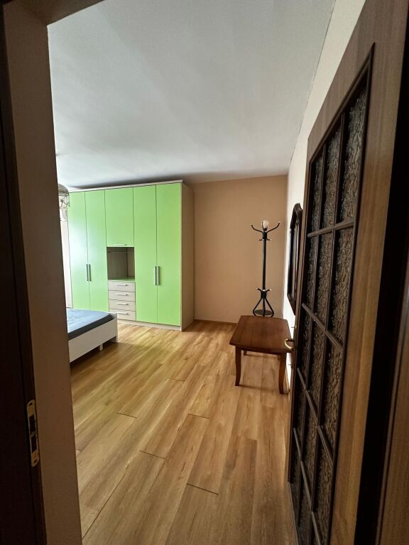 Rent | Apartament 2 + 1 | Rruga Kongresi i Manastirit | 500 €/month