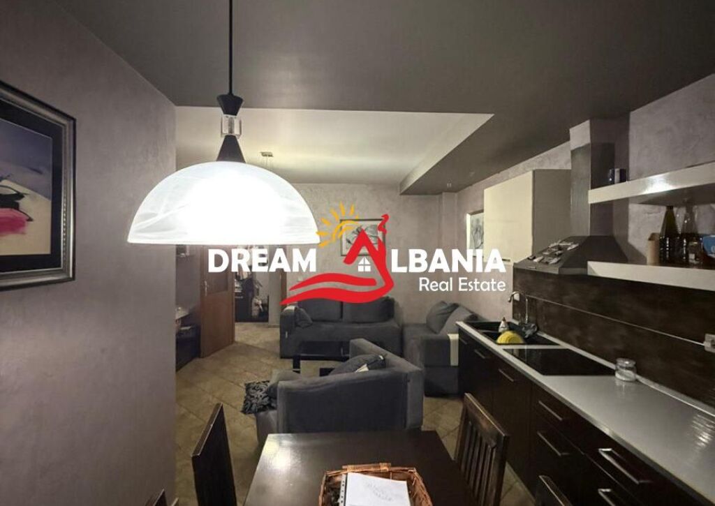 Apartament 2+1 me Qera Rruga e Kavajes, prane Square 21 (ID 5221006)