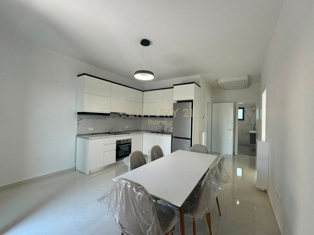 Affittasi appartamento 2+1 al secondo piano di una villa nuova a Sauk te Ri!