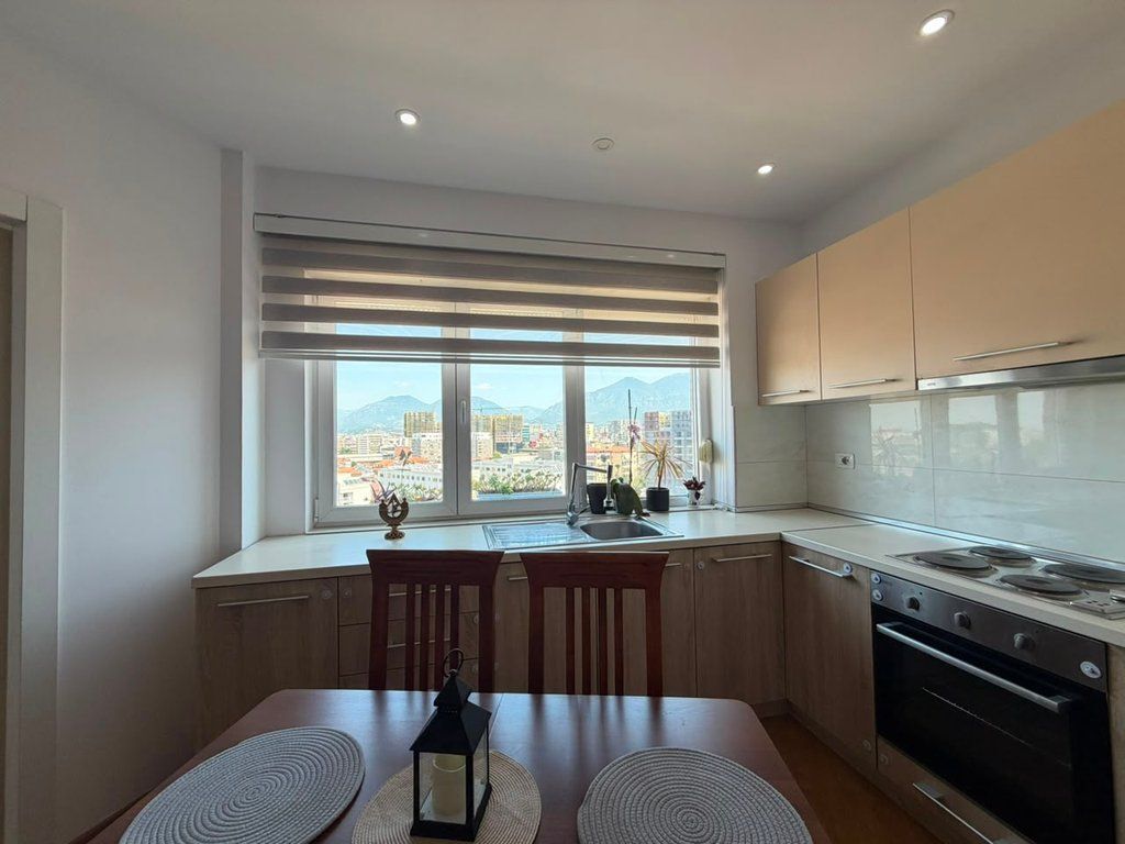 Qera, Apartament 1+1, Kompleksi Kontakt, 21 Dhjetori.
