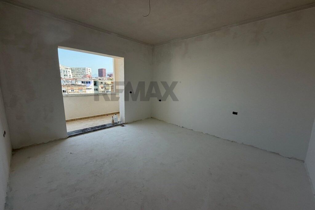 Condo/Apartment - For Sale - Vasil Shanto, Tiranë(ID: 530551001-524)