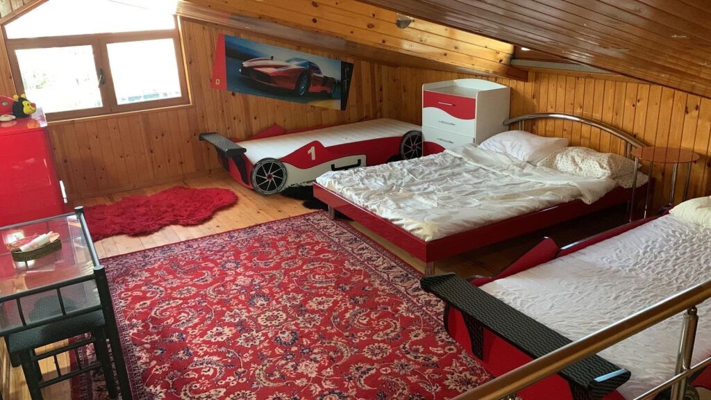 In affitto 2+1, 38000 leke, villa privata vicino alla rotatoria di Shkoza