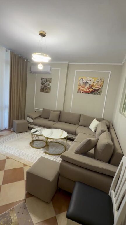 Affitto | Apartament 1 + 1 | Vila L | 420 €/mese