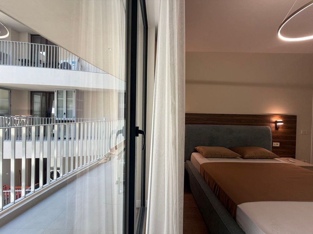 Qera, Apartament 2+1+2, Golden Tower Residence, Tiranë.