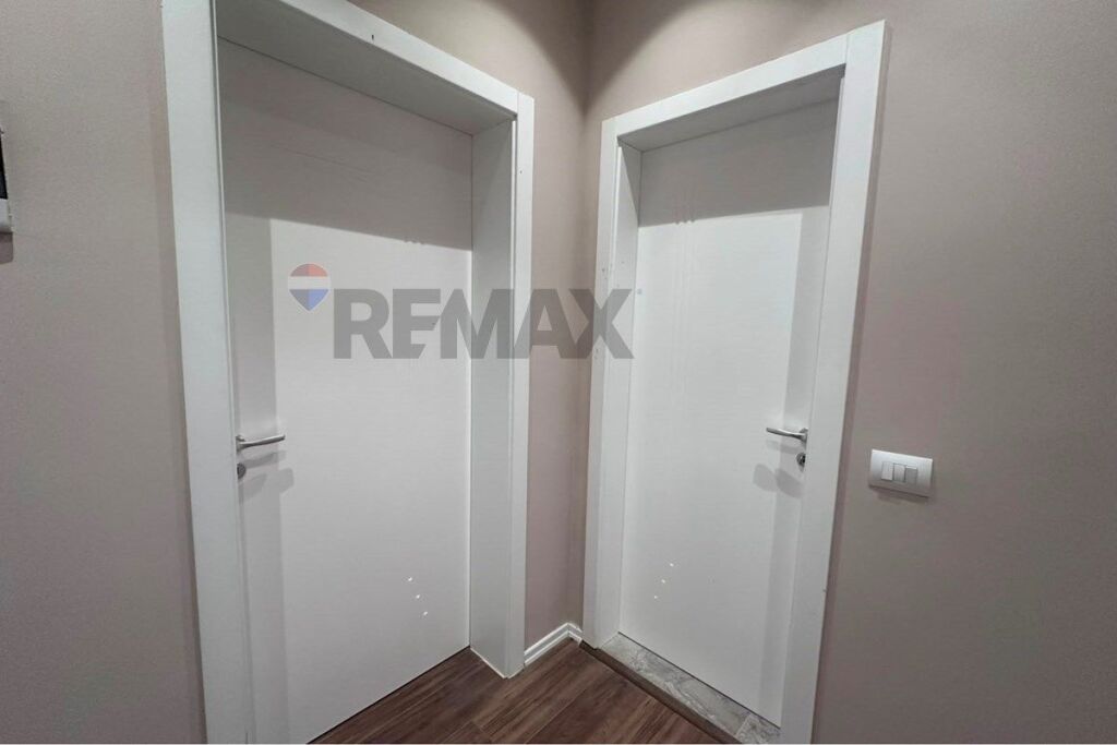 Apartament - Për Shitje - Kodra e Diellit 2, Tiranë(ID: 530281059-64)