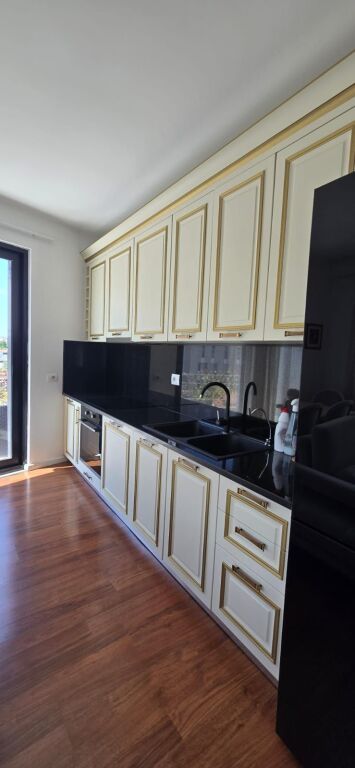 Apartament 2+1 me qira Rruga e Elbasanit ID2454