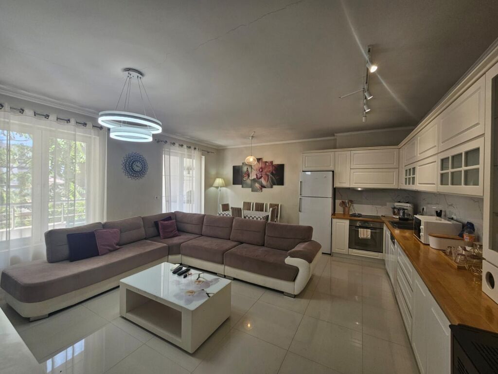 Apartament 2+1 per qira ne Don Bosko!