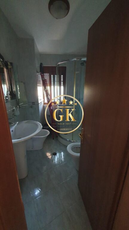 🏡 APPARTAMENTO 3+1+2 LOCALI CON VERANDA IN VENDITA – Kavaja Rock | VICINO ALL'HOTEL RUMAR