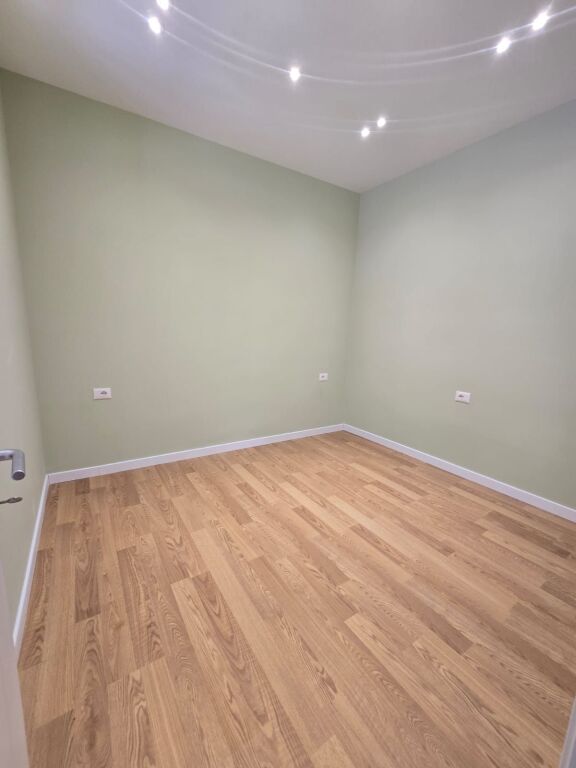 🏡 Vendesi in vendita 2+1 – Via Myslym Shyri