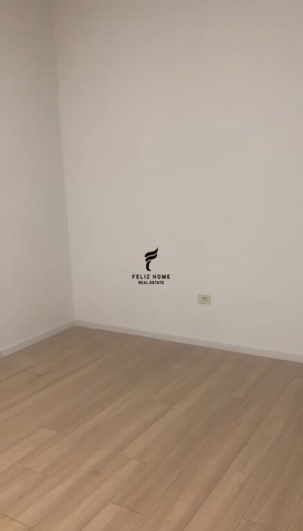 UFFICIO IN AFFITTO 35 M2 MINE PEZA 80.000 LEKE FH-84471
