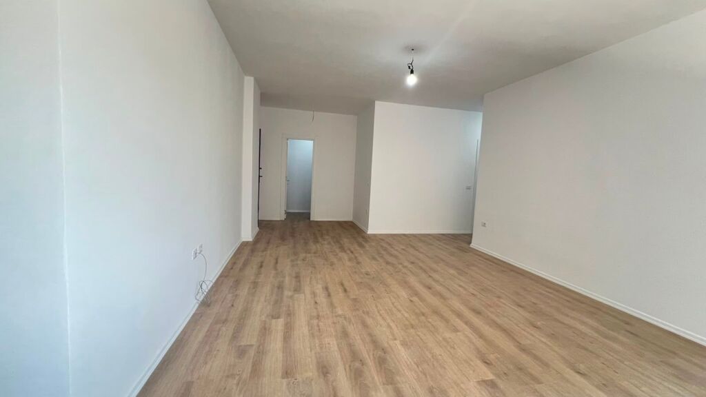 Apartament 2+1 per shitje tek Rruga e Elbasanit