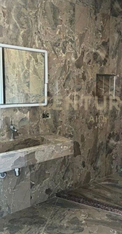 APPARTAMENTO IN VENDITA IN PRIMA FILA