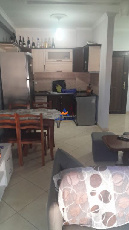 AFFITTASI APPARTAMENTO 1+1+BALCONE "ASTIR" 40.000 LEKE