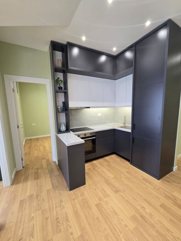 🏡 Vendesi in vendita 2+1 – Via Myslym Shyri