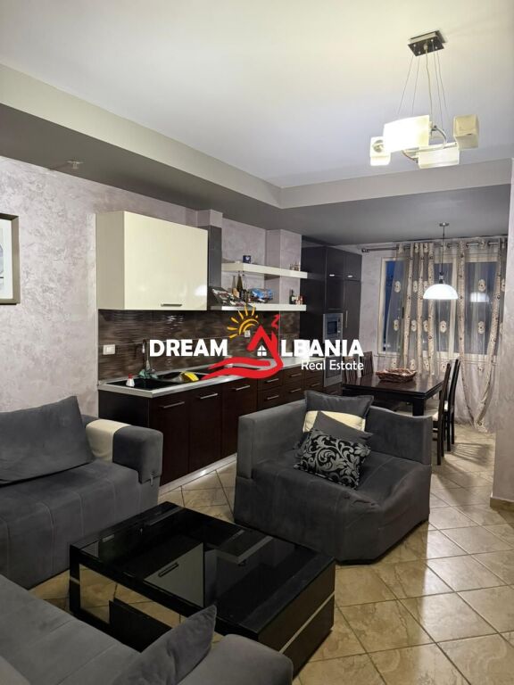 Appartamento 2+1 in affitto, via Kavajes, vicino a Piazza 21 (ID 5221006)