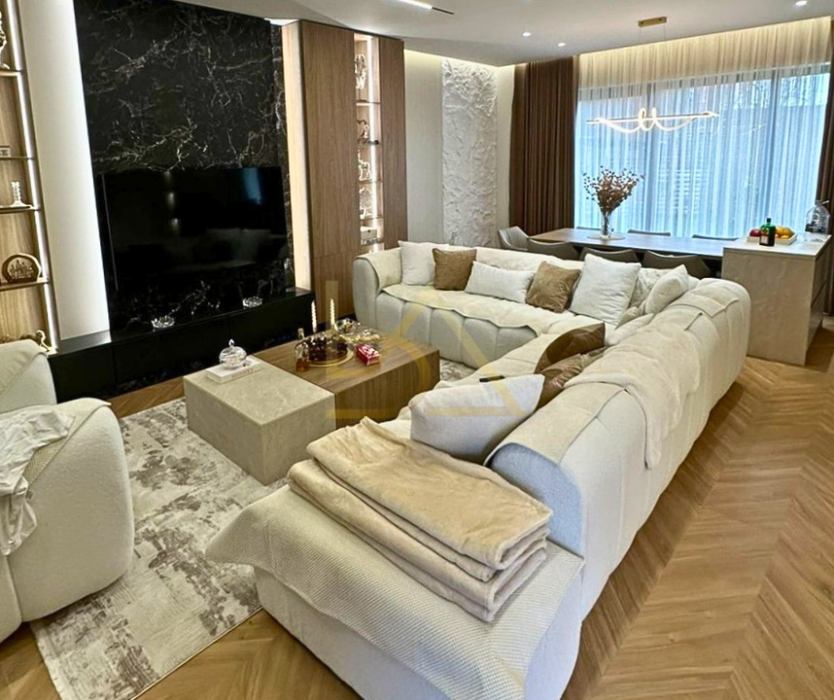 Villa Residenziale in Affitto – Vile Roses, Farkë, Tirana