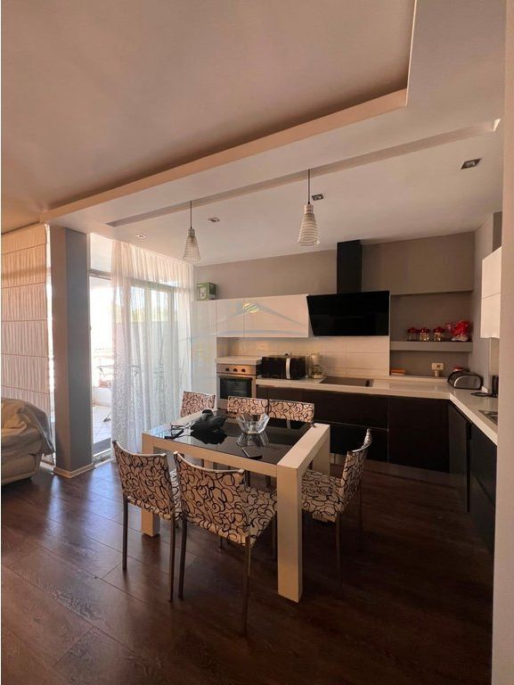 Qera,Apartament 2+1, Kodra e Diellit 1, Tirane
