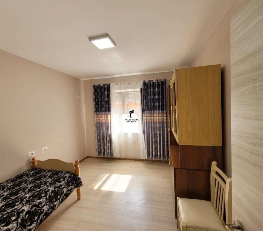 APARTAMENT ME QERA 2+1 MYSLYM SHYRI 65.000 LEKE FH-84475