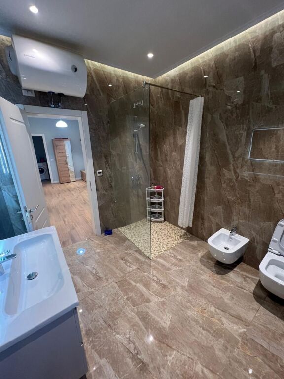 🏡Apartment 1+1+ PARKING for rent 📍 Former Park