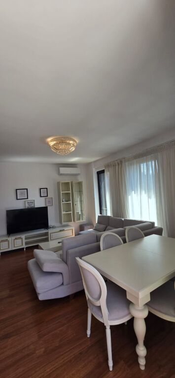 Apartament 2+1 me qira Rruga e Elbasanit ID2454