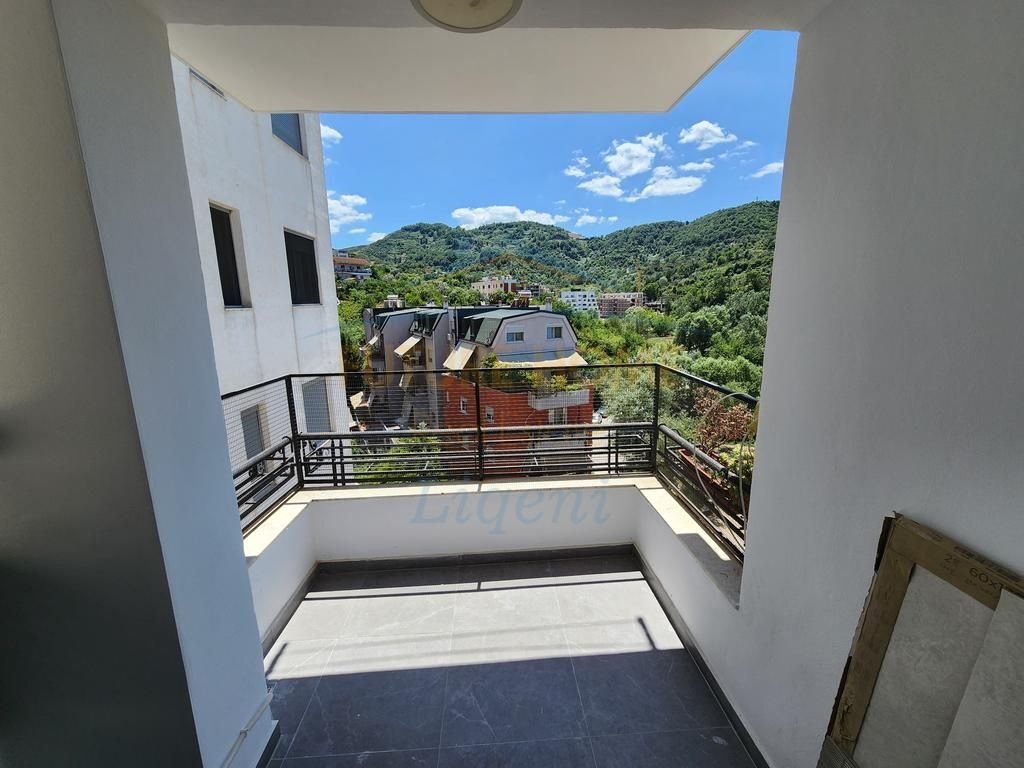 Affitto, Appartamento 2+1, Lago Secco, Tirana.