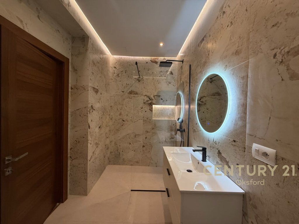 ✨ APPARTAMENTO 2+1 📍 KIKA 2 NEL COMUNE DI PARIGI! 1.200 € /Mese 120.000 Lek /Mese