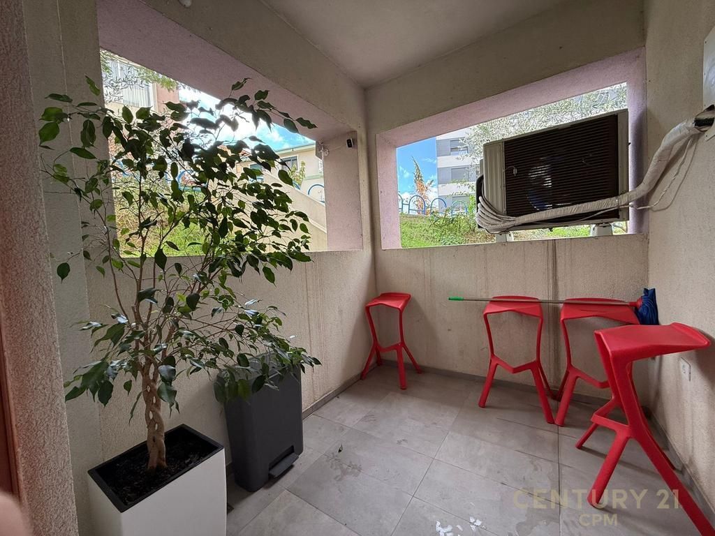 SHITET AMBIENT BIZNESI PREMIUM REZIDENCA MANGALEM ALI DEMI