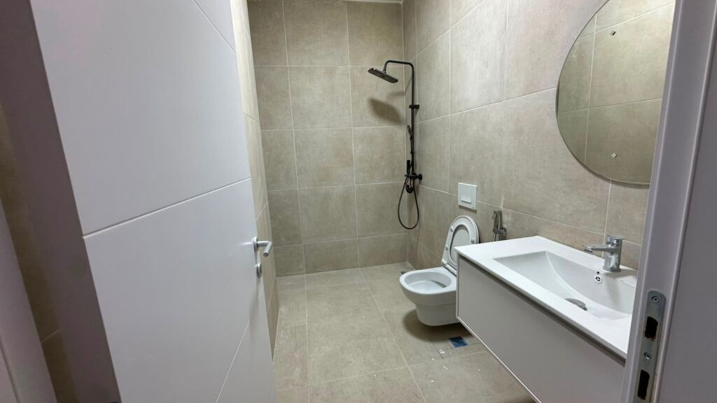 Apartament 2+1 per shitje tek Rruga e Elbasanit