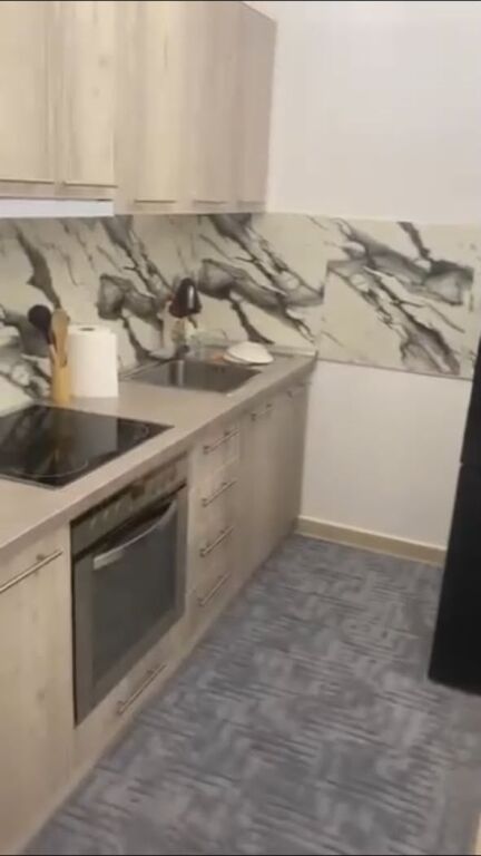🏡 Apartament 1+1 me qera – Full Pamje Deti + Garazh i Përfshirë | Plazh Iliria, Durrës